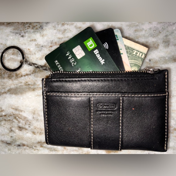 Coach brown leather keychain wallet. New, barely used. Genuine leather. - Picture 3 of 9